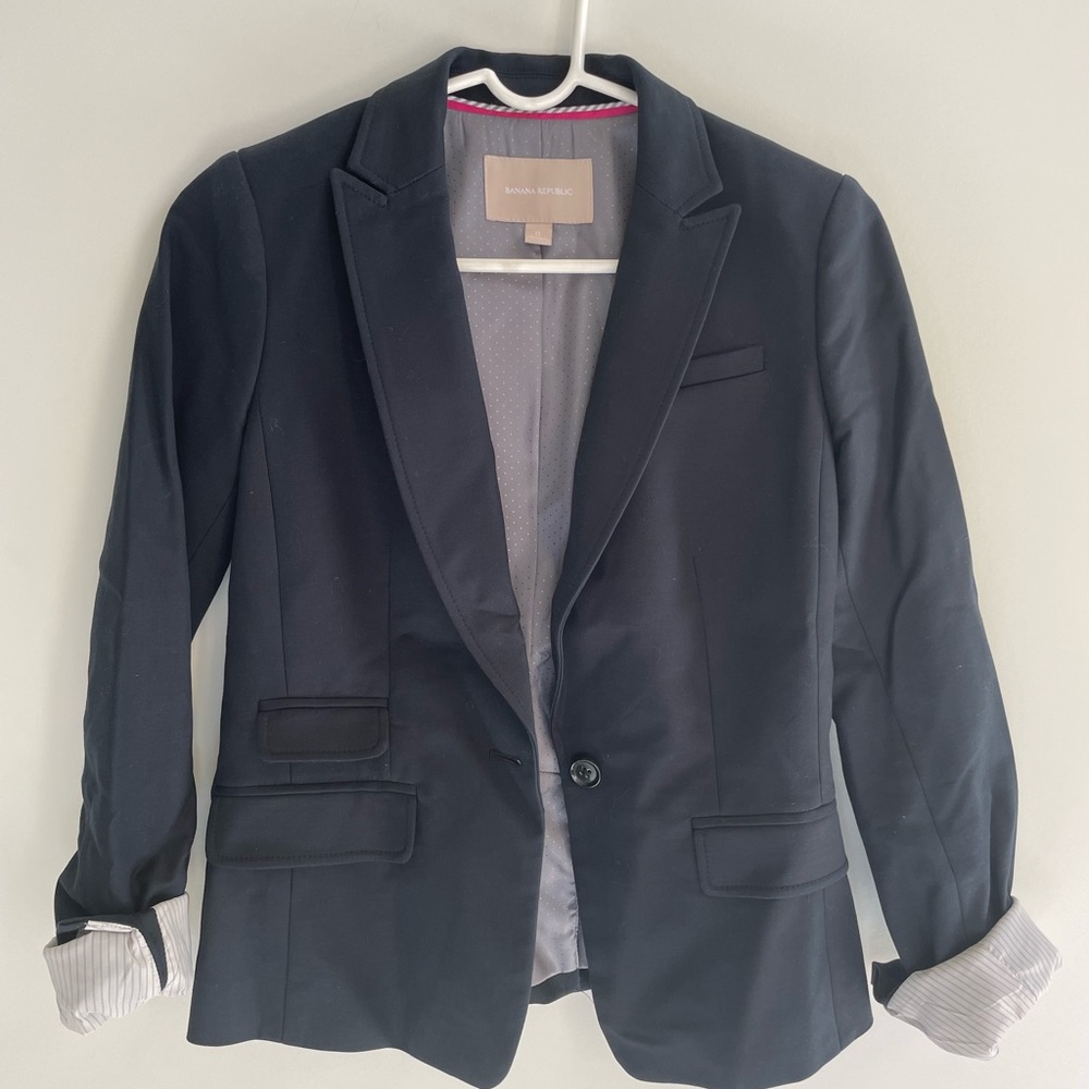 Banana Republic black blazer